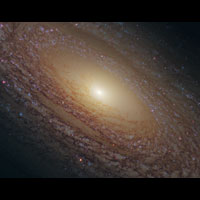 Hubble Shows New Image of Spiral Galaxy NGC 2841